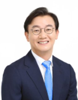 전재수 고문
