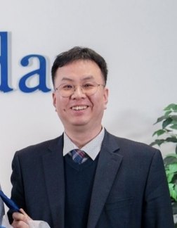 이상철 운영위 부위원장